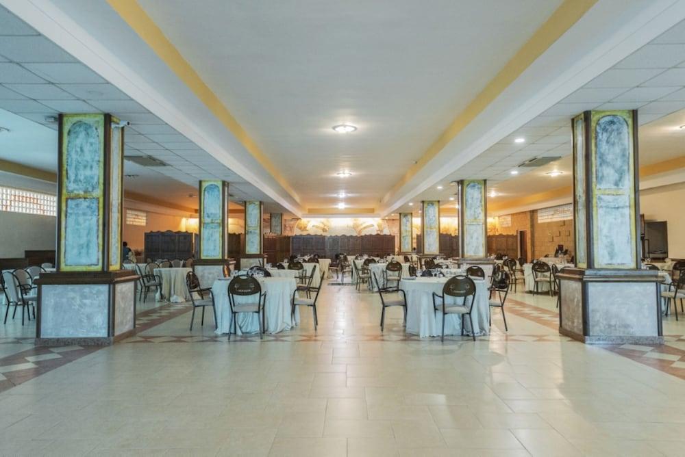 Hotel Bizantino マッサフラ エクステリア 写真