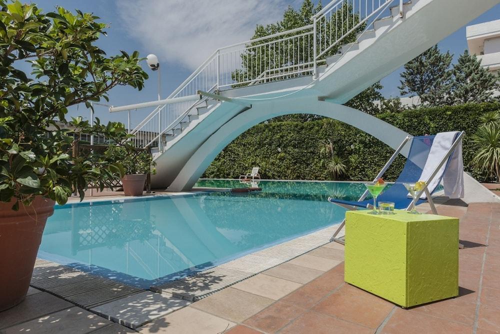 Hotel Bizantino マッサフラ エクステリア 写真